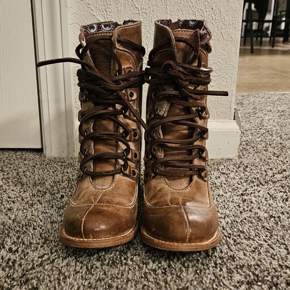 Freebird by Steven - Borow in Taupe Multi Size 6